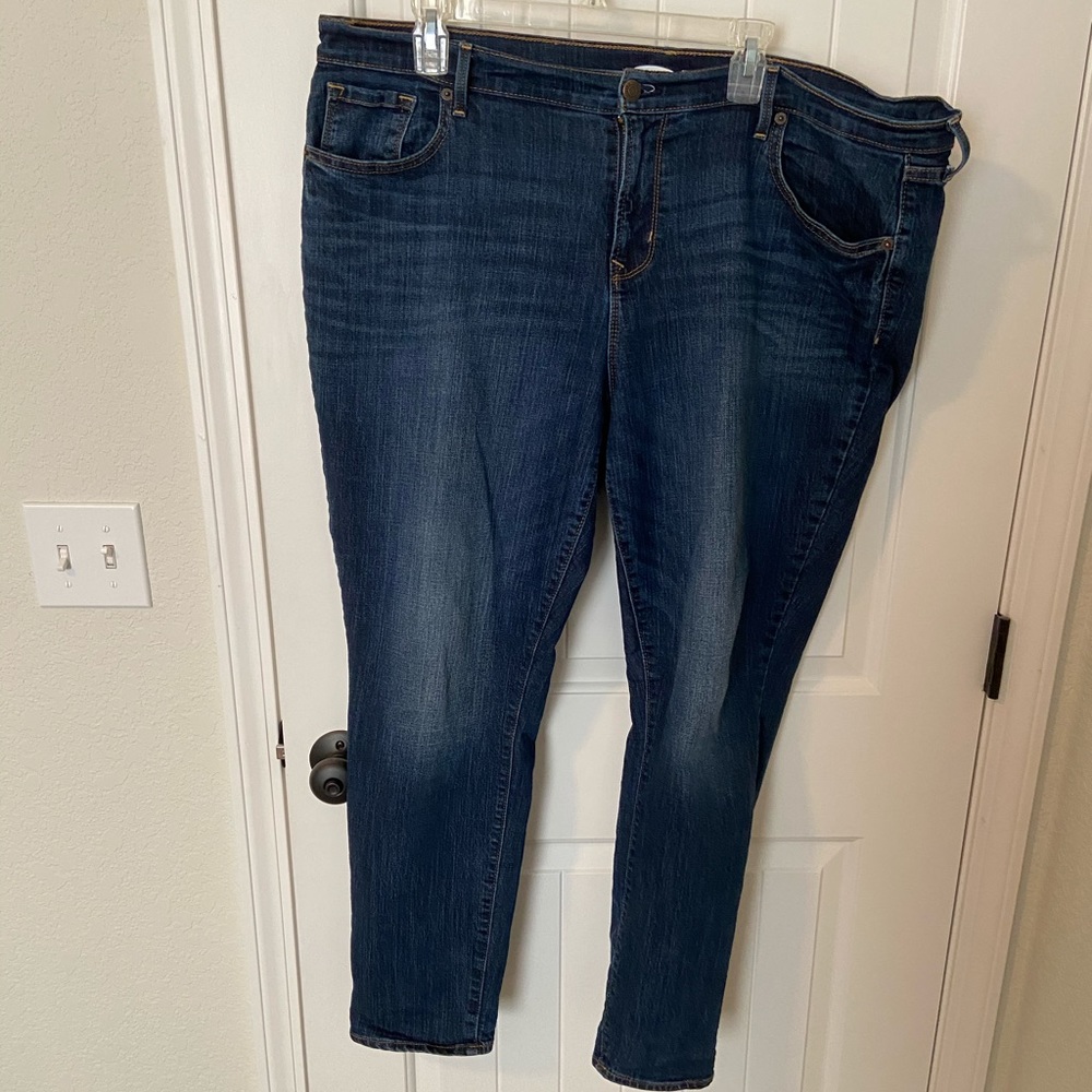 Old Navy Curvy Skinny Jeans